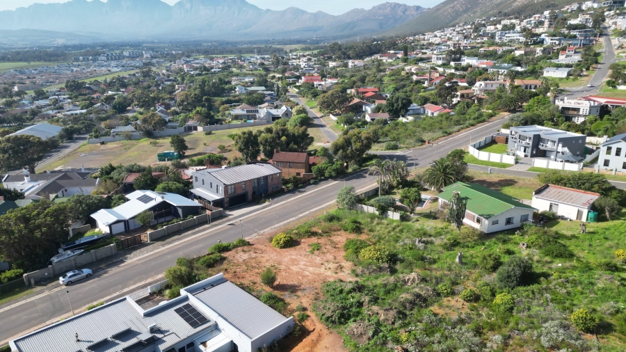 0 Bedroom Property for Sale in Mountainside Western Cape